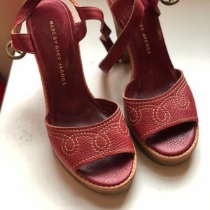 Marc Jacobs platform sandals size 37